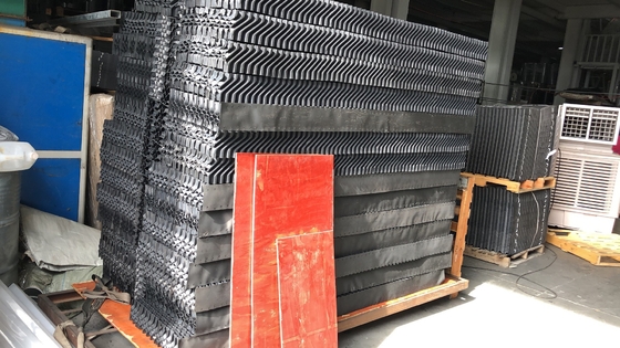 Các thành phần tháp giải nhiệt bằng nhựa PVC di động tổ ong màu đen